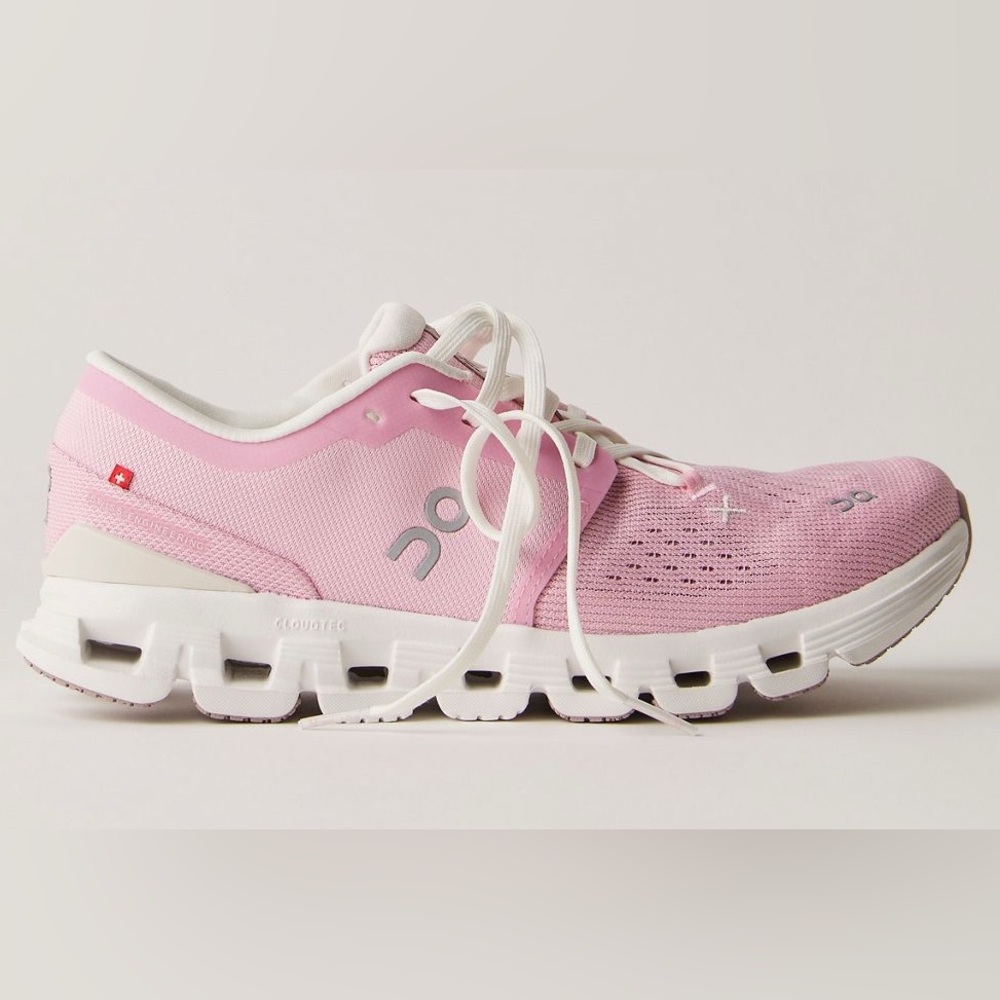 New On Cloud X 4 Sneakers - Size 7.5M - Picture 3 of 9
